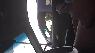 Η βολική νεαρή γκόμενα δωρεαν ταινιεσ πορνο Eveline Dellai δοκιμάζει πρωκτικό σεξ με τη δασκάλα της