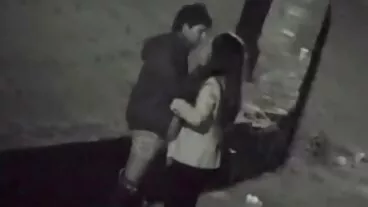 Χαριτωμένη μελαχρινή με μικρά βυζιά δωρεαν πορνο ταινιεσ Karter Foxx βιδωμένη από ένα ωραίο μεγάλο πουλί