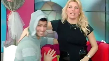 Ο παιχνιδιάρης ξανθός άγγελος με τα μεγάλα βυζιά της Nicolette ελληνικο πορνο δωρεαν Shea της αρέσει η σκληροπυρηνική ιππασία