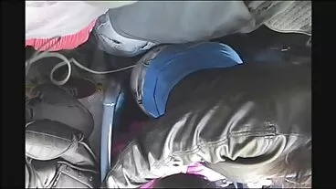 Η όμορφη μελαχρινή Τζούνια διαπέρασε όμορφα ένα μεγάλο μπράβο πορνο βιντεο δωρεαν