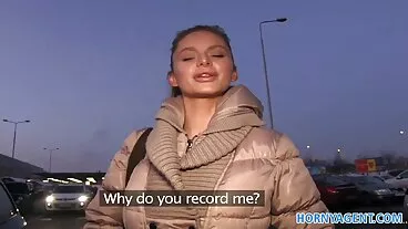 Η έμπειρη μαμά ταινιεσ δωρεαν πορνο Ινδία Σάμερ γαμιέται με έναν νεαρό άνδρα