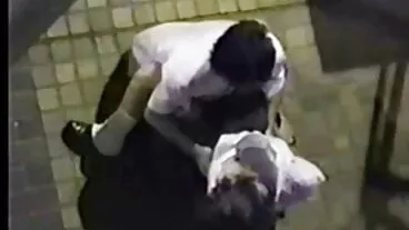 Η φοβερή μελαχρινή Lezley Zen βιντεο πορνο δωρεαν με μεγάλο στήθος την διαπερνά ένας αρκετά μακρύς πούτσος
