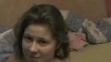 Η αγαπημένη Λάρα δωρεαν πορνο σεξ Τζόουνς επιδεικνύει τα εντυπωσιακά ογκώδη στήθη της