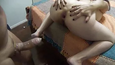 Η μεγαλόστομη μελαχρινή MILF Vanessa Videl νιώθει το βιντεο πορνο δωρεαν τεράστιο νεαρό πουλί του